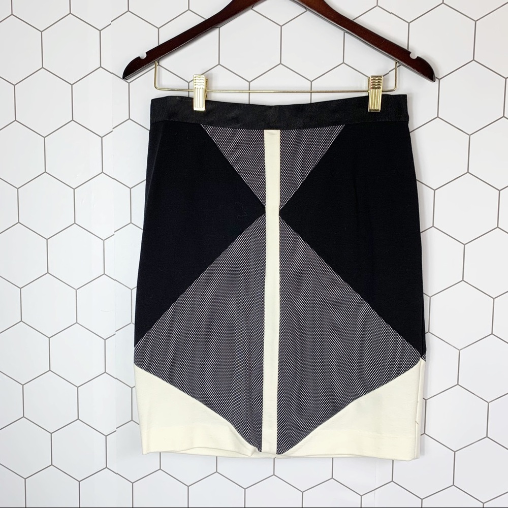 Ann Taylor Navy & White Diamond pencil skirt